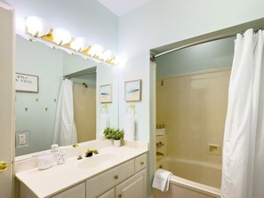 Badewanne, Haartrockner