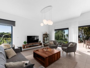 TV - Marko Aurelia by Interhome (Poreč/Tar)