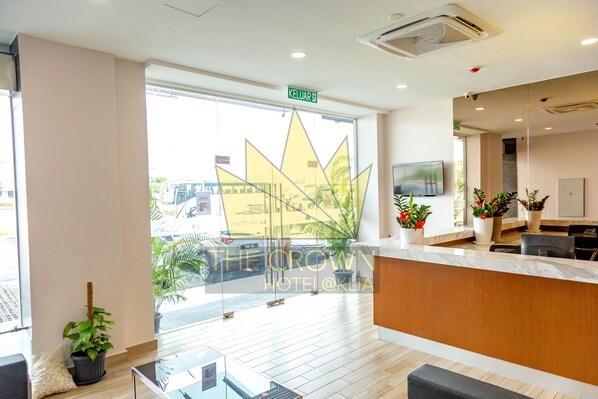 Interior entrance - The Crown Hotel Klia (Sepang)