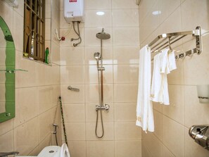 Shower, towels