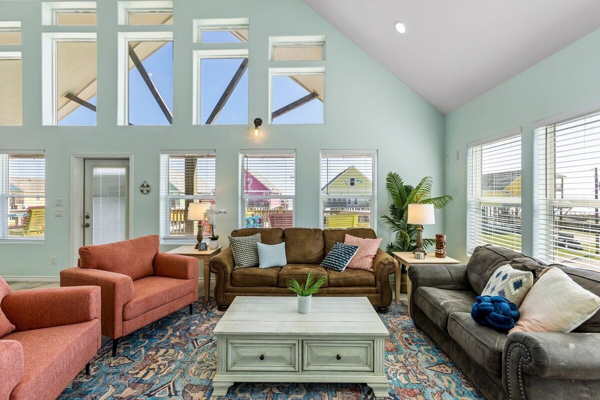 Smart TV, reproductor de DVD, futbolito