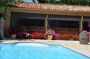Pool - Merlot cottage for 4 people in the heart of the vineyard (Badens)