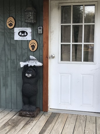 Exterior detail. BearFoot Cabin