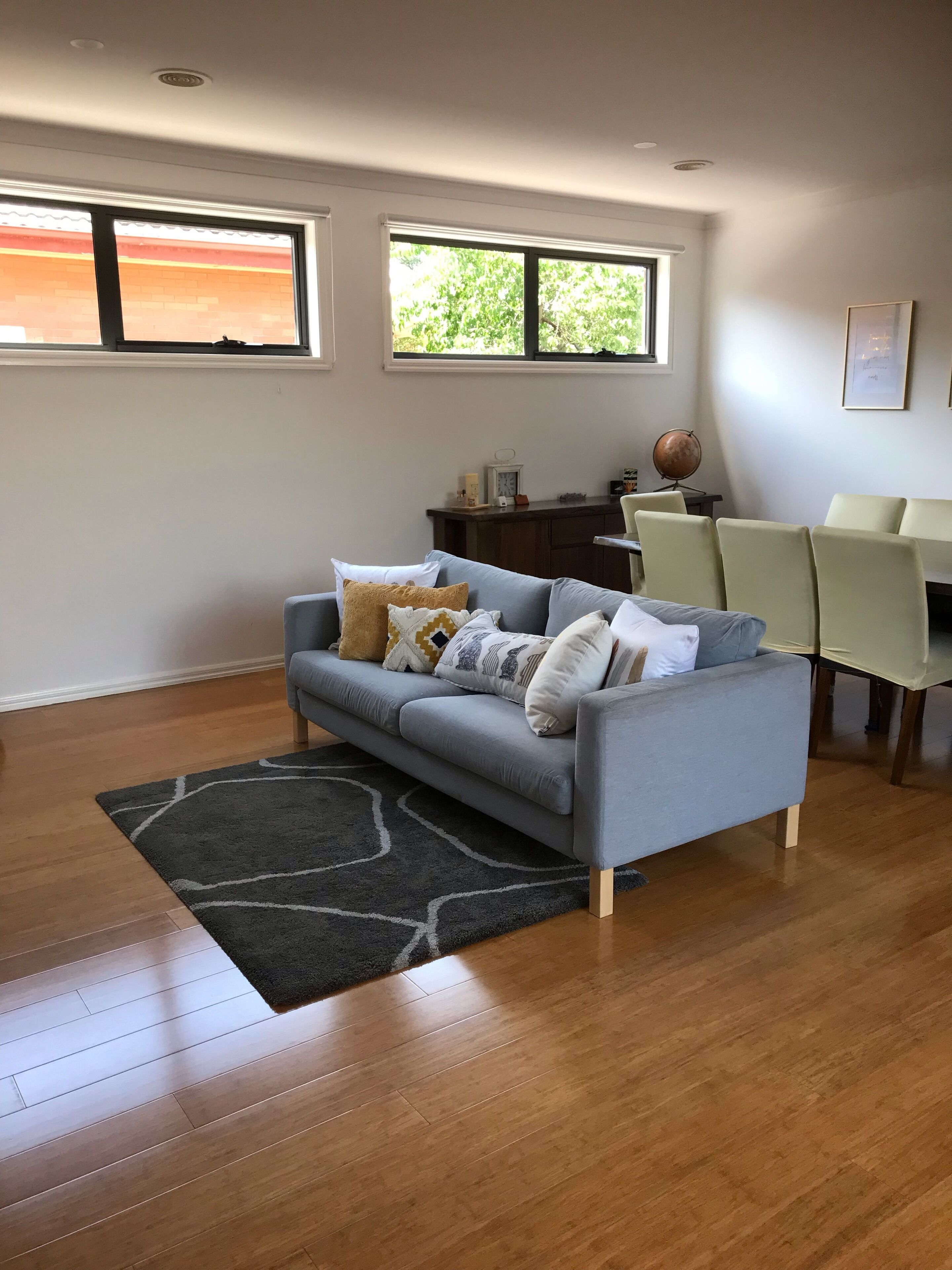 4Bedrooms 3.5bath' with NETFLIX & NBN near Forest Hill Chase Shopping centre