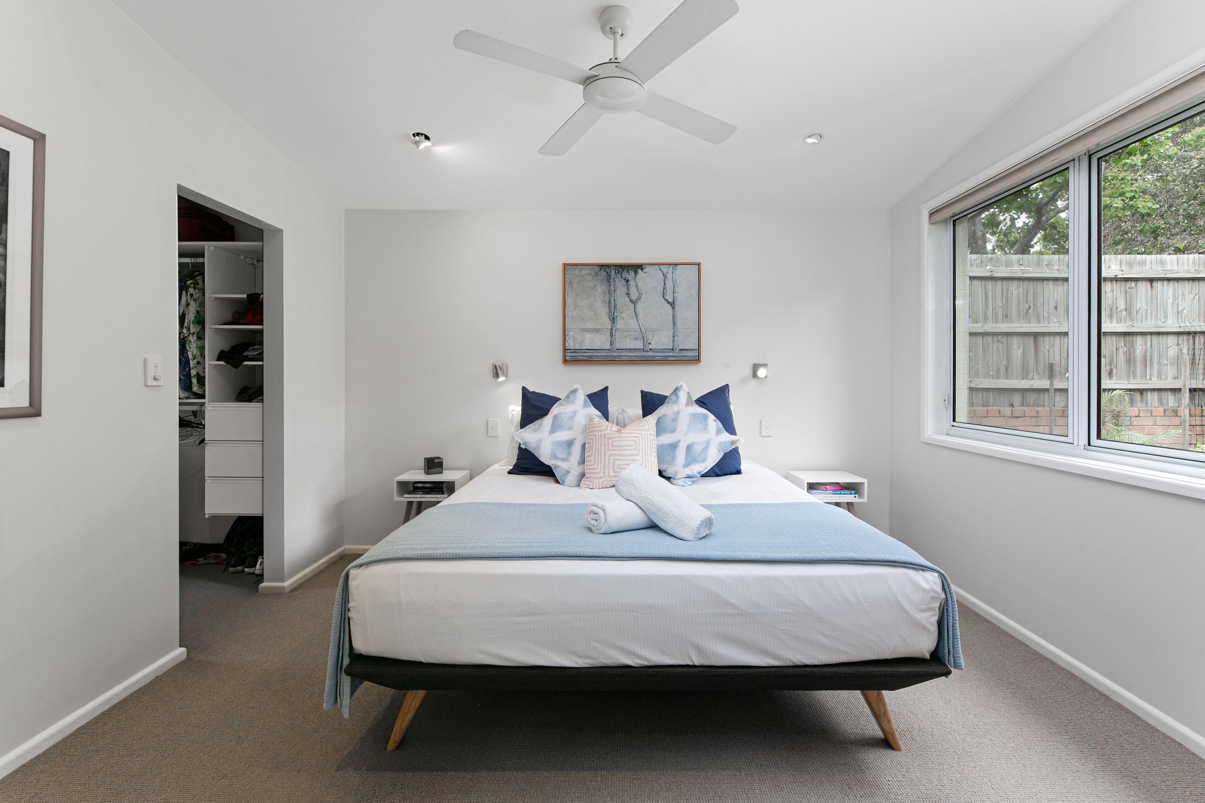 UiSTAY | Warrawee | Artist 4 Bedroom Holiday House