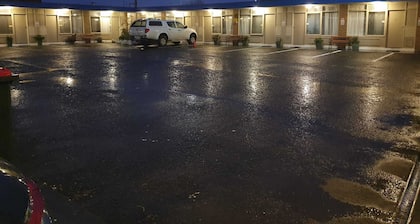 Morwell Parkside Motel
