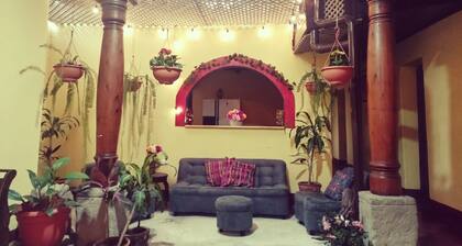 6 bedroom Home in Antigua Guatemala- Next to Iglesia Merced