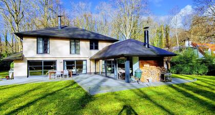 South orientated contemporary villa