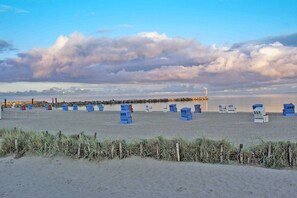 Nær stranden