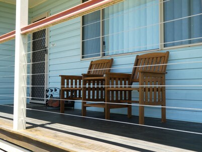 'Avalon' - Small group or family getaway