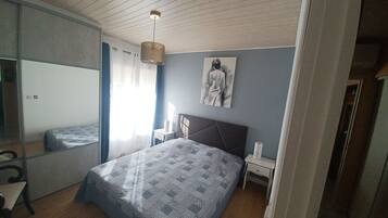 3 chambres, fer et planche Ă repasser, Wi-Fi gratuit