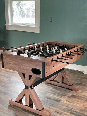 Game room - CUTE COTTAGE WITH A GAME ROOM (Belgrade)