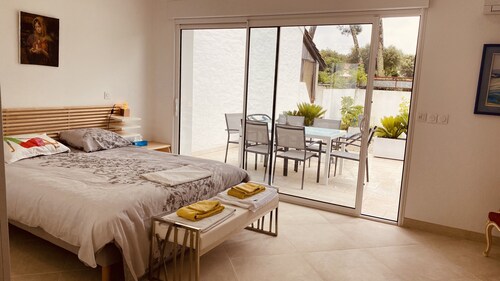 Maison de luxe avec jacuzzi - à 5 min de la plage, idéal famille