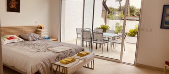 Luxury house with jacuzzi - 5 min from the beach, ideal for families