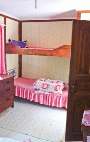 5 間睡房、可攜式嬰兒床、免費 Wi-Fi