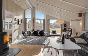 Fernseher, Kamin