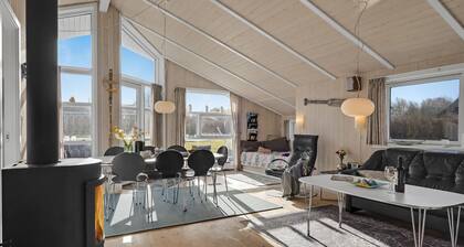 Gorgeous home in Humble with kitchen