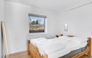 4 bedrooms, free WiFi