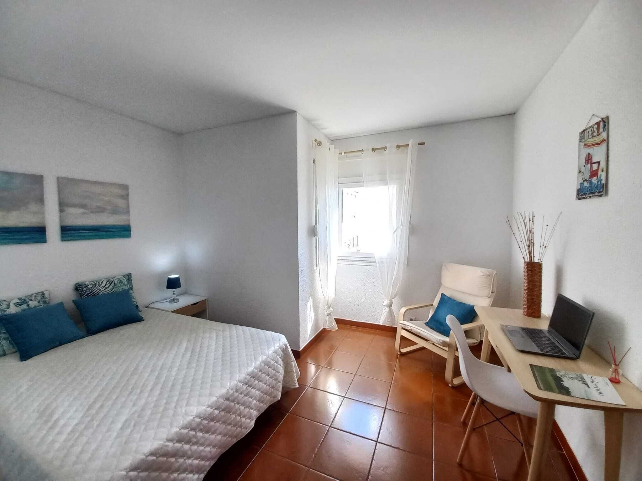 1 bedroom, desk, iron/ironing board, WiFi (free)