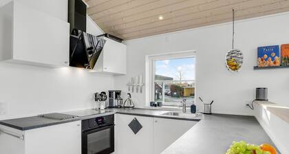 2 bedroom nice home in Skibby