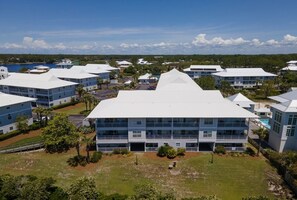 Condo, 2 chambres | Extérieur