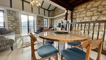 Design House | Dining room