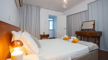Design Penthouse | 2 bedrooms, individually decorated, individually furnished