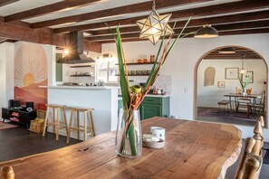 Dining - Charming Bungalow! ENDLESS VIEWS, Hot Tub, Fire Pit! (Joshua Tree)