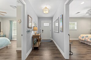 4 soveværelser, skrivebord, strygejern/strygebræt, weekendseng