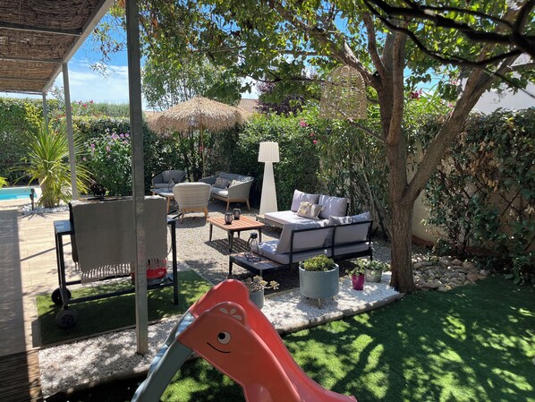 Terrace/patio - Villa with swimming pool for a wonderful vacation. (canet)