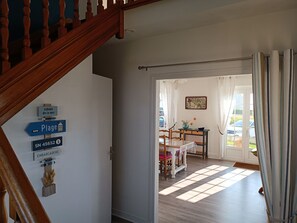 Interior - Vacation home in Plouescat, sea view, feet in the water. (Plouescat)