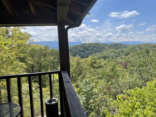Amazing Mtn views close to all Smoky Mtn Attractions/ Dollywood!