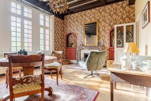 Dining - Chateau / Country House (La Celle)