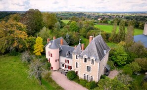 Exterior - Chateau / Country House (La Celle)