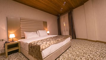 Suite | Minibar, in-room safe, desk, blackout curtains