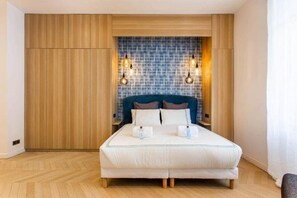 1 chambre, fer et planche à repasser, lit parapluie, Wi-Fi