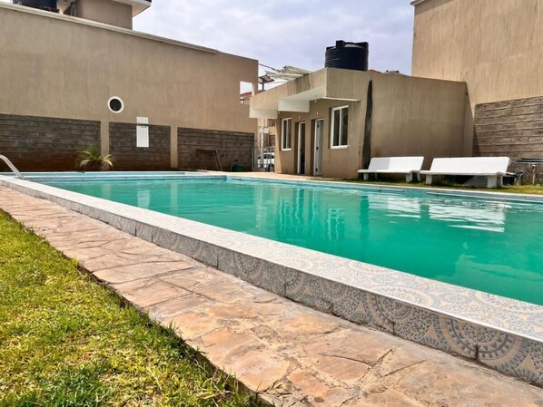 Outdoor pool - Furnished Homes Nakuru (Nakuru)