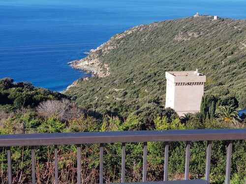 Beautiful sea-view apartment, north of Cap Corse