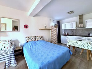 1 Schlafzimmer, Bügeleisen/Bügelbrett, kostenloses WLAN, Bettwäsche