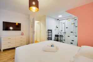 3 Schlafzimmer, Bügeleisen/Bügelbrett, WLAN, Bettwäsche