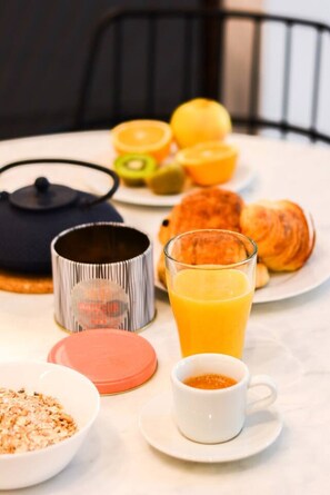 Breakfast meal