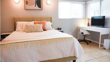 1 bedroom, iron/ironing board, free WiFi, bed sheets