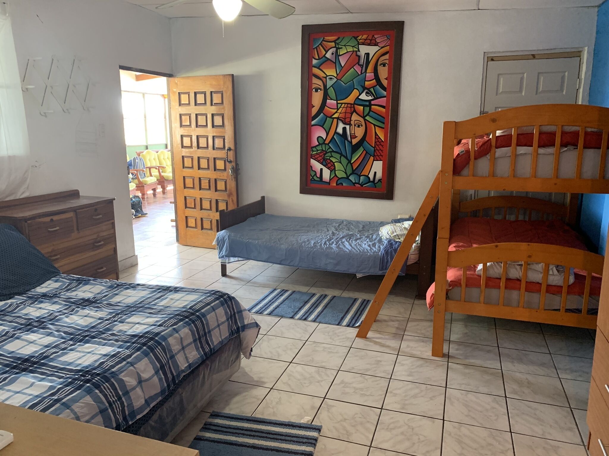 2 dormitorios, wifi gratis, ropa de cama