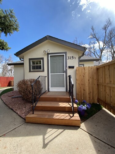 Dog Friendly with Private Fenced Yard, close to CSU and Old Town