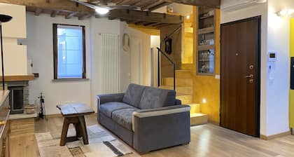 The Old Fashion House