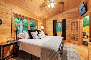 3 Schlafzimmer, Zimmersafe, Schreibtisch, Bügeleisen/Bügelbrett