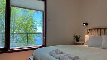 6 bedrooms, iron/ironing board, WiFi