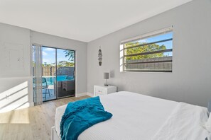 4 Schlafzimmer, BĂŒgeleisen/BĂŒgelbrett, kostenloses WLAN, BettwĂ€sche