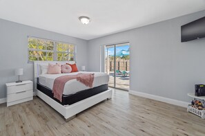 4 chambres, fer et planche à repasser, Wi-Fi gratuit, draps fournis