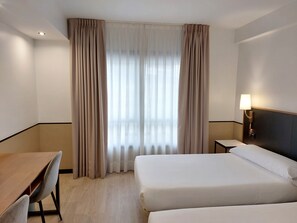 Superior Twin Room | 1 bedroom, desk, blackout drapes, free WiFi